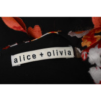 Alice + Olivia Kleid