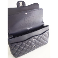 Chanel Classic Flap Bag en Cuir en Bleu