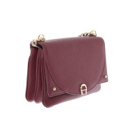 Aigner Shoulder bag Leather in Bordeaux