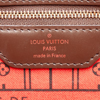 Louis Vuitton Neverfull aus Canvas in Braun