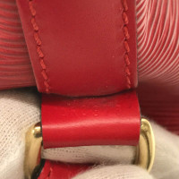 Louis Vuitton Noé Petit Leather in Red