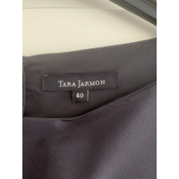 Tara Jarmon Kleid aus Seide in Schwarz