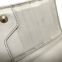 Gucci Täschchen/Portemonnaie aus Leder in Weiß