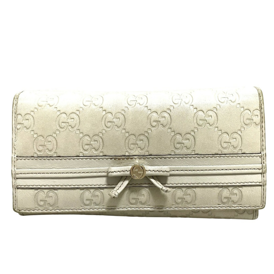 Gucci Täschchen/Portemonnaie aus Leder in Weiß