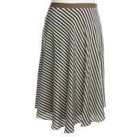 Closed skirt in Black / White