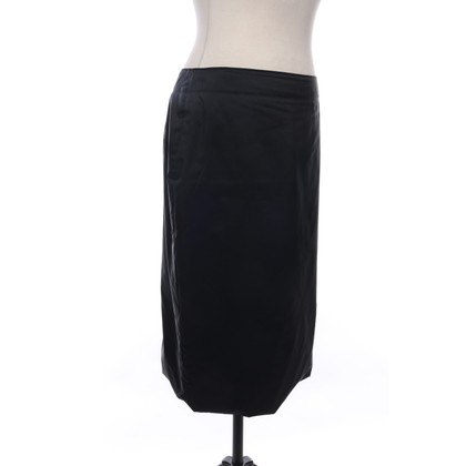 Louis Feraud Skirt in Black