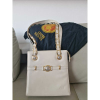 Gianni Versace Shoulder bag Leather in Cream