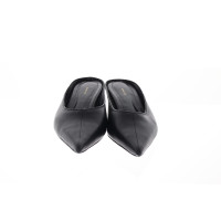 Anine Bing Sandalen aus Leder in Schwarz