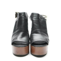 Rachel Zoe Sandals Leather in Black