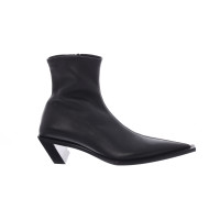 Balenciaga Pumps/Peeptoes aus Leder in Schwarz