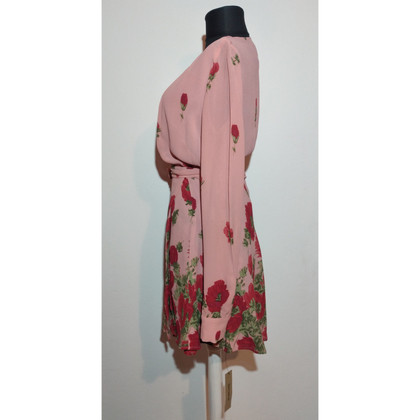 Reformation Kleid aus Viskose in Rosa / Pink