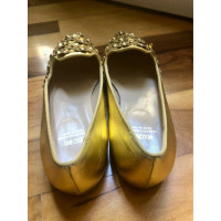 Moschino Cheap And Chic Slippers/Ballerinas Leather in Gold