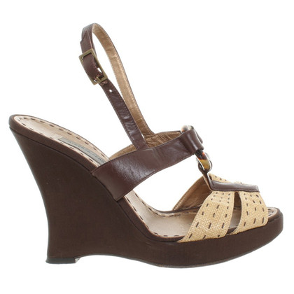 Alberta Ferretti Sandals in brown