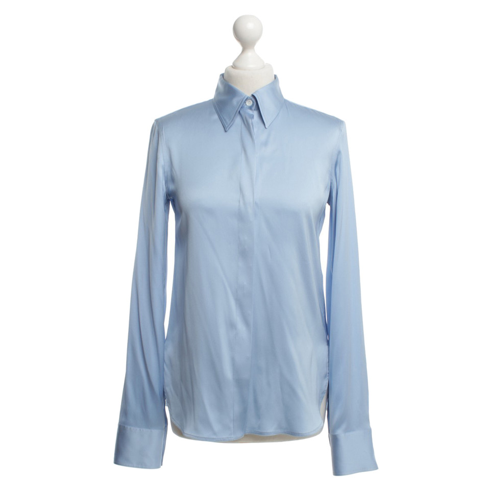 Céline blouse de soie en bleu pâle
