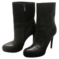 Bottega Veneta Boots Leather in Black