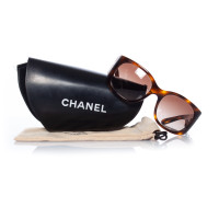 Chanel Occhiali da sole in Marrone