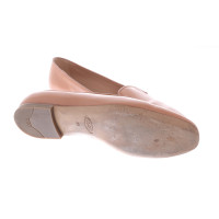 Tod's Chaussons/Ballerines en Cuir verni en Nude