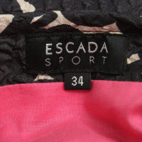 Escada skirt with floral pattern