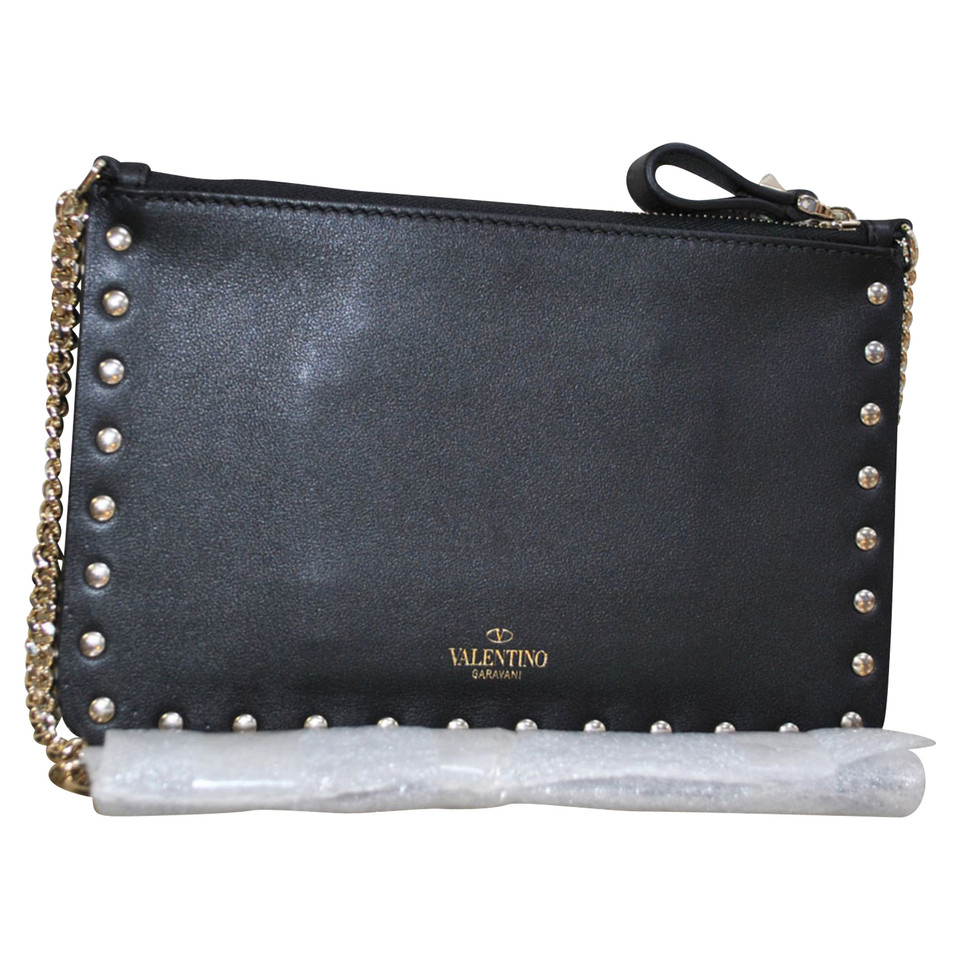 Valentino Garavani Clutch aus Leder in Schwarz