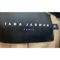 Tara Jarmon Jacke/Mantel aus Wolle in Braun