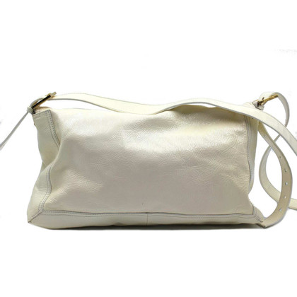 Fendi Baguette Bag aus Leder in Weiß