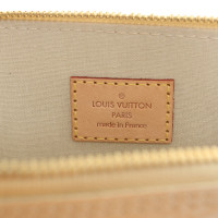 Louis Vuitton Alma PM32 in Pelle verniciata in Crema