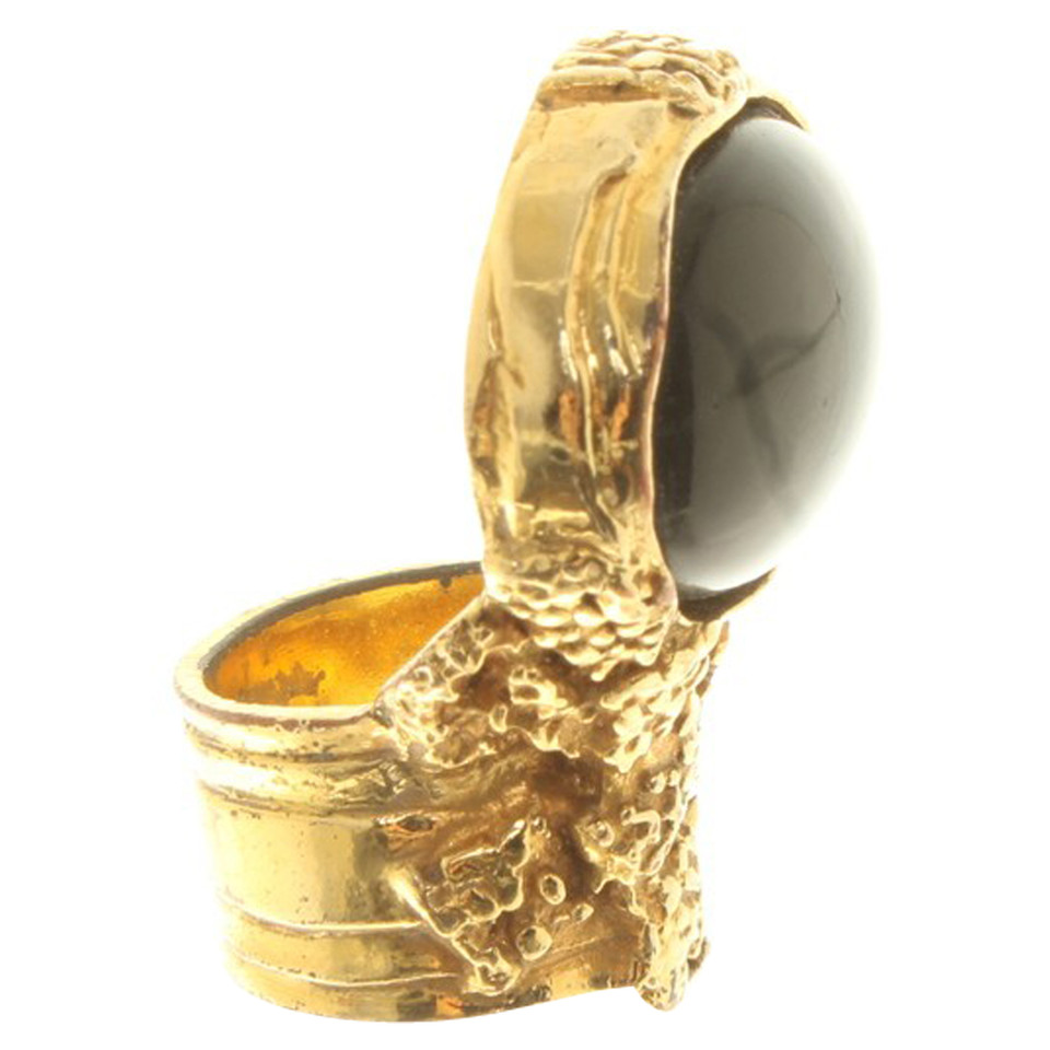 Yves Saint Laurent Goldfarbener Ring