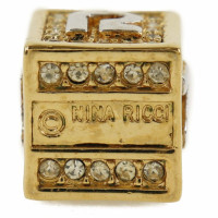 Nina Ricci Pendant Gilded in Gold