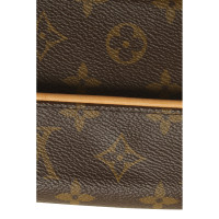 Louis Vuitton Tasche mit Gürtel