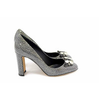 Dolce & Gabbana Pumps/Peeptoes Patent leather in Grey