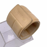 Chanel Armreif/Armband aus Leder in Beige