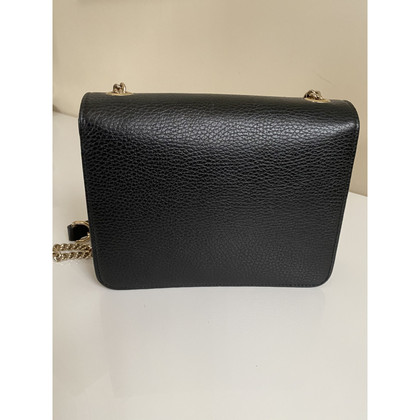 Gucci Interlocking Shoulder Bag Normal Leather in Black
