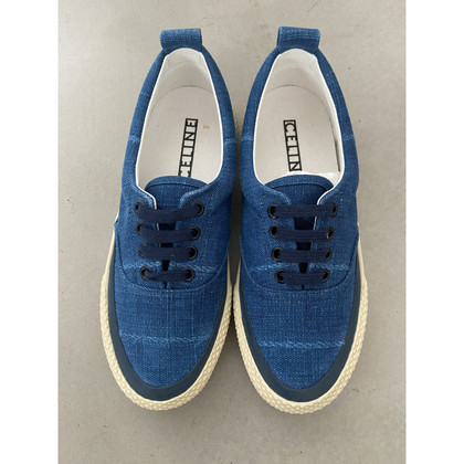 Céline Sneakers aus Canvas in Blau