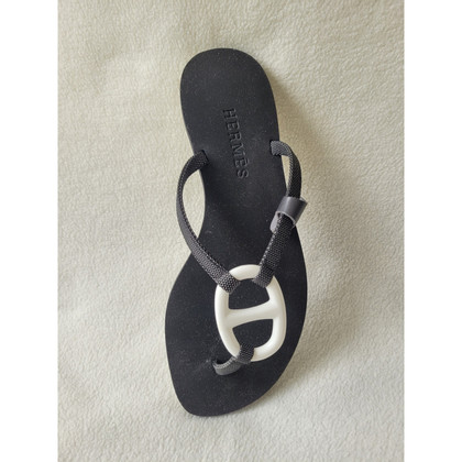 Hermès Sandals in Black