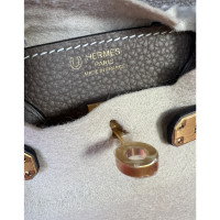 Hermès Birkin Bag 25 aus Leder in Beige