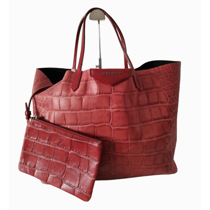 Givenchy Antigona Shopper en Cuir en Rouge