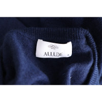 Allude Top in Blue