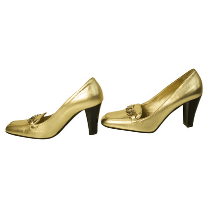 Valentino Garavani Pumps/Peeptoes aus Leder in Gold
