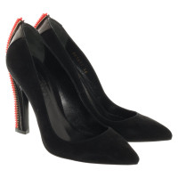 Alexander McQueen Pumps/Peeptoes en Cuir en Noir