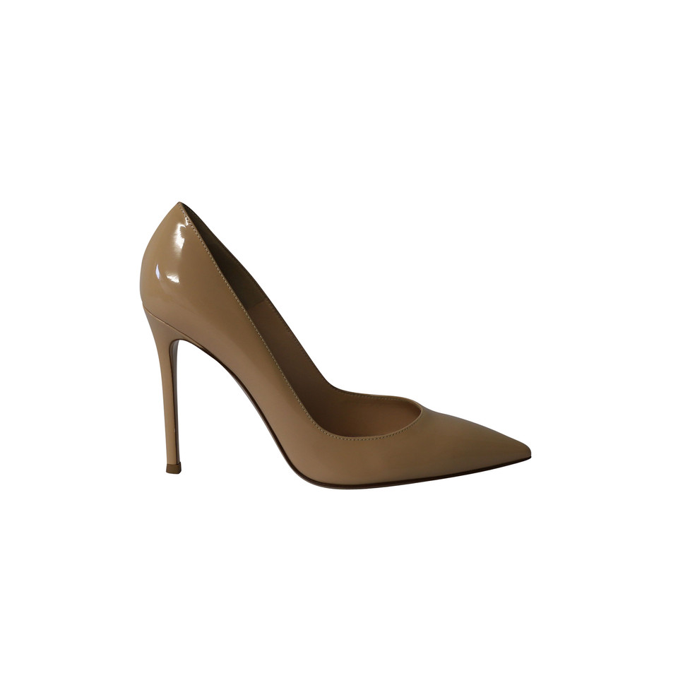 Gianvito Rossi Sandals Patent leather in Beige