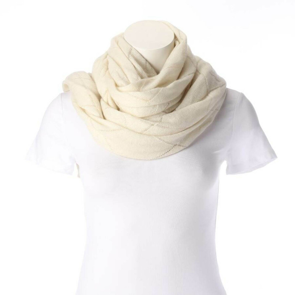 Chanel Schal/Tuch aus Kaschmir in Weiß