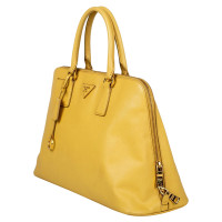 Prada Shopper aus Leder in Gelb