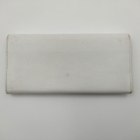 Prada Täschchen/Portemonnaie aus Leder in Weiß