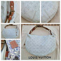 Louis Vuitton Onatah GM Leather in Beige