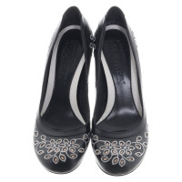 Alexander McQueen pumps met applicatie