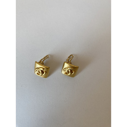 Chanel Boucle d'oreille en Or jaune en Doré