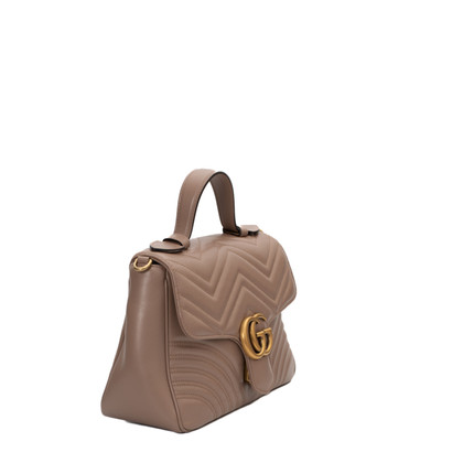 Gucci GG Marmont Top Handle Bag in Pelle in Beige