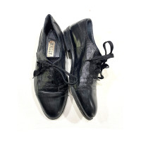 Bally Lace-up shoes Leather in Black