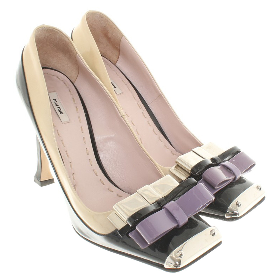 Miu Miu pumps en cuir verni