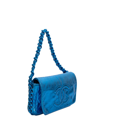 Chanel Chain Around Flap aus Leder in Blau